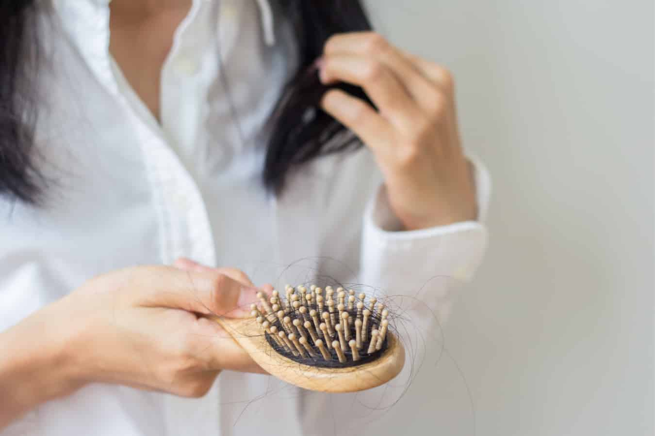 Excessive hair loss - causes, diagnosis, treatment (doctor's advice)